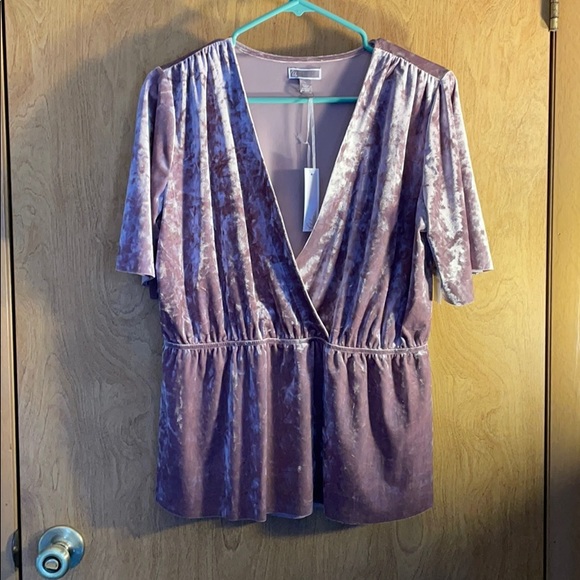 Velvet Top - Picture 1 of 2